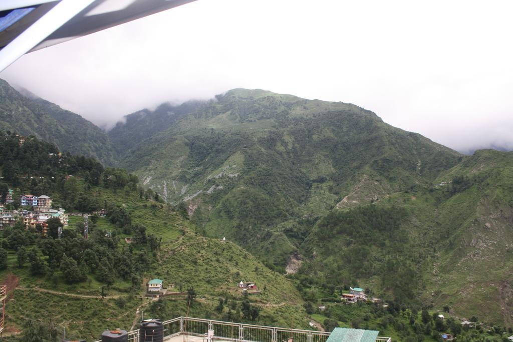 Holiday Hill Hotel Dharamshala Exterior photo